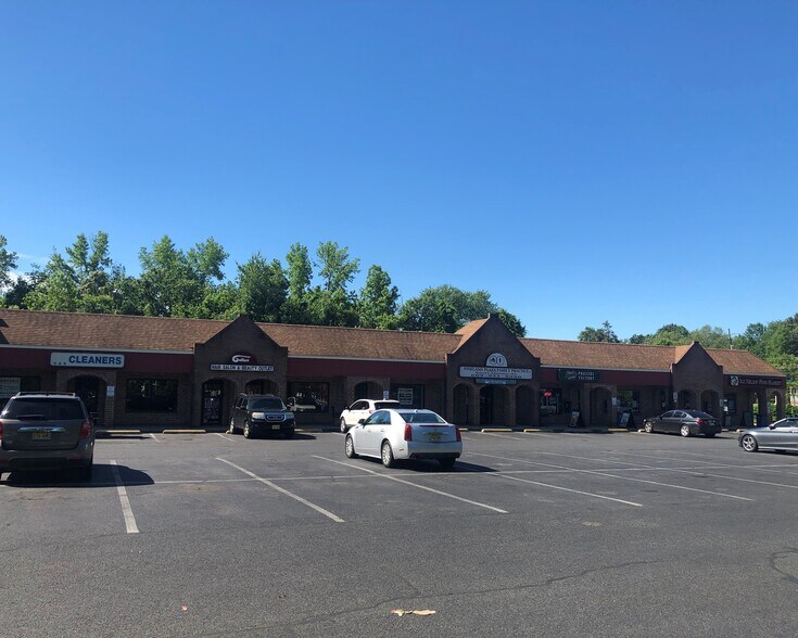 More Photos Of 617 Stokes Rd, Medford Unknown For Lease