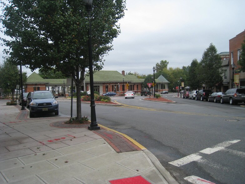 More Photos Of 16-20 Park Ave, Rutherford Office For Lease