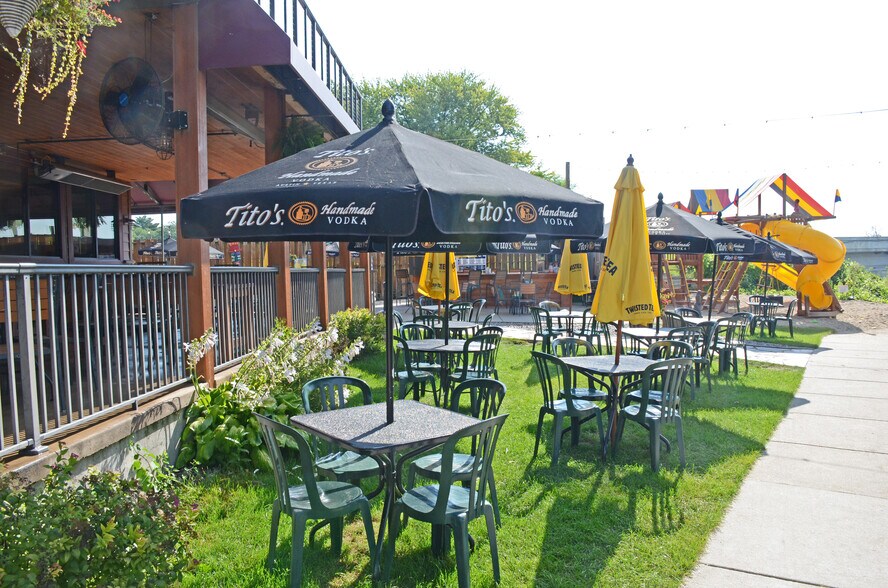 More Photos Of 709 & 718 State 59 Rd, Edgerton General Retail For Sale