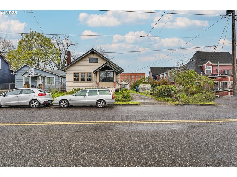 Primary Photo Of 5417 NE 15th Ave, Portland Specialty For Sale