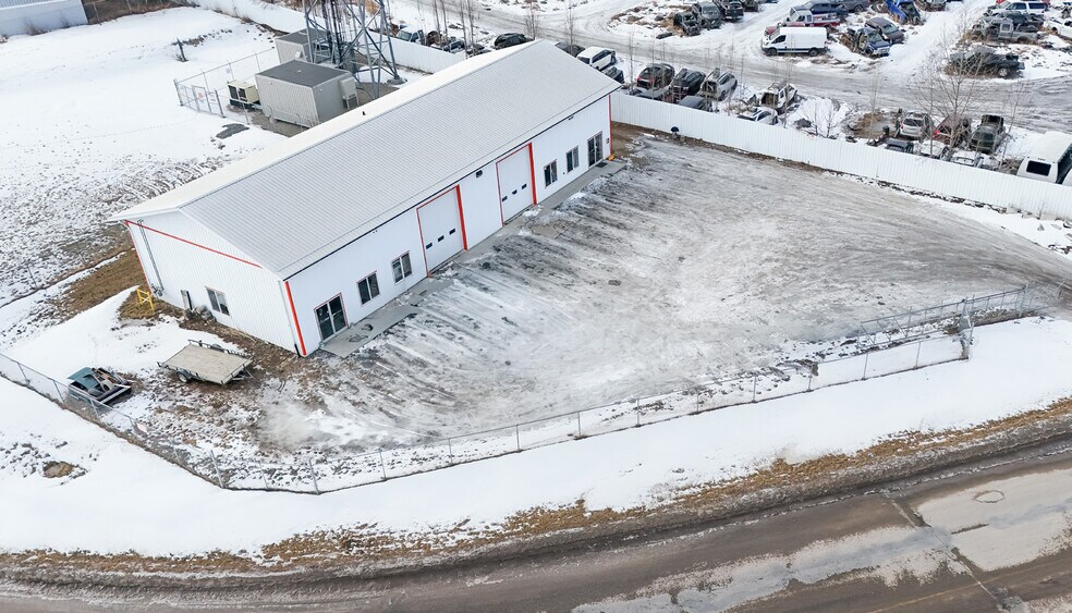 Primary Photo Of 5222 40 St, Rocky Mountain House Industrial For Sale