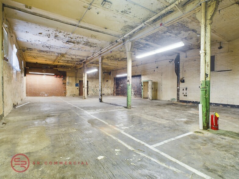 More Photos Of 30 Buckley Blvd, Chicopee Manufacturing For Lease