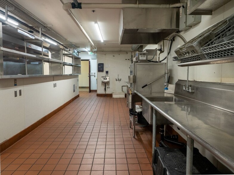 More Photos Of 1717 NE 42nd Ave, Portland Office For Lease