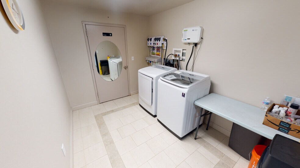 More Photos Of 65-75 Woodhaven Blvd, Flushing Storefront Retail Office For Sale