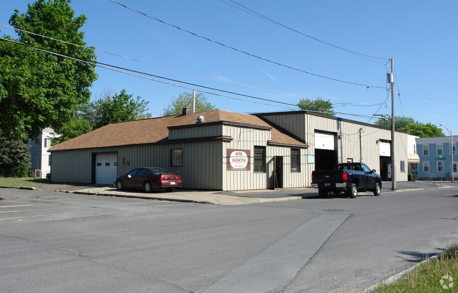 More Photos Of 411 19th St, Watervliet Auto Repair For Sale