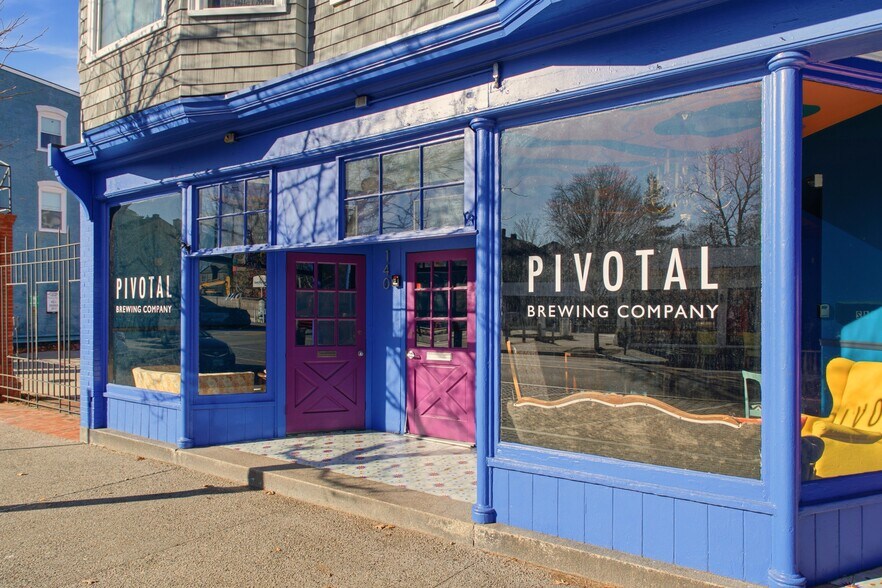 More Photos Of 140 Broadway, Newport Storefront Retail Residential For Lease