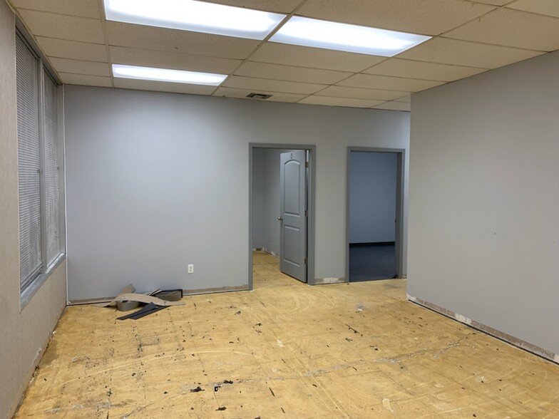 More Photos Of 5800 Fairfield Ave, Fort Wayne Office For Lease