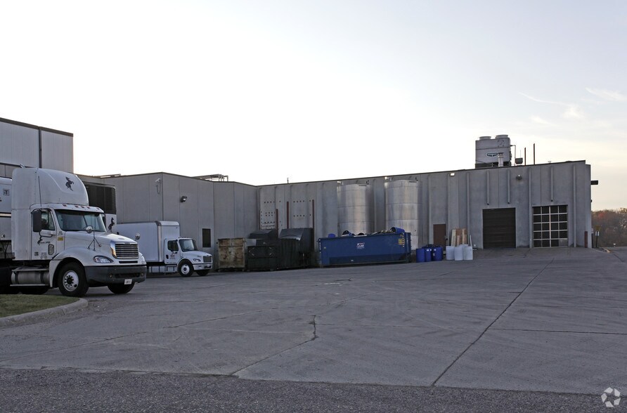 More Photos Of 300 Lake Hazeltine Dr, Chaska Food Processing For Sale