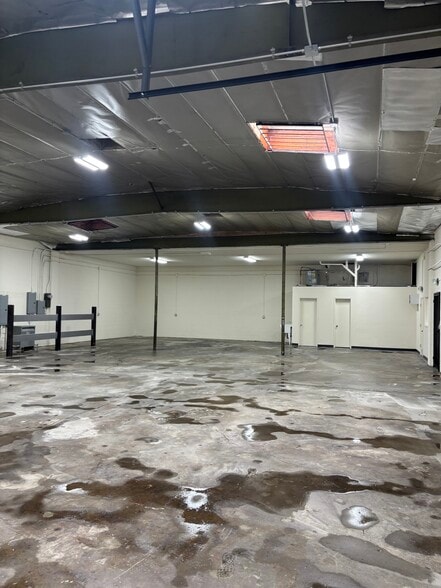 More Photos Of 10133-10144 Rush St, El Monte Warehouse For Lease