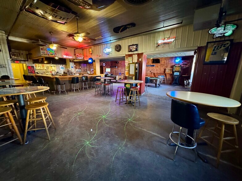 More Photos Of 503 E Main St, Medaryville Restaurant For Sale