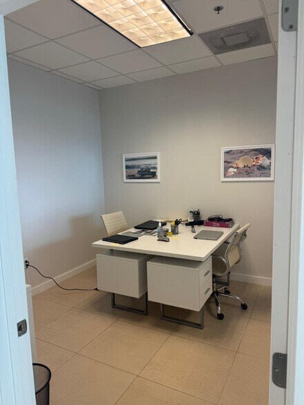 More Photos Of 175 SW 7th St, Miami Medical For Lease