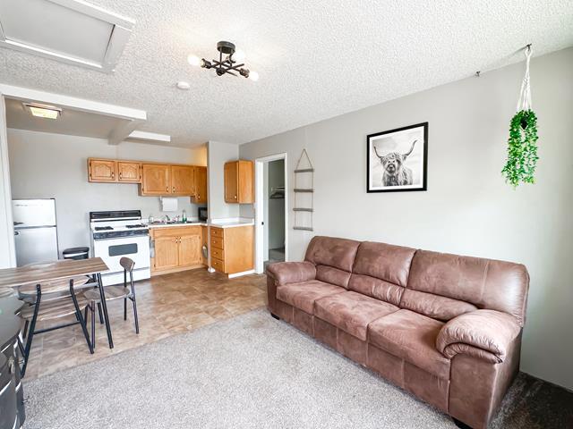 More Photos Of 10763 US Highway 30, Cokeville Hotel For Sale