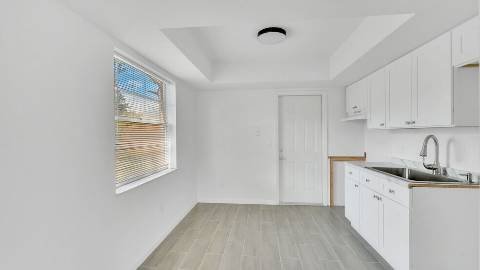 More Photos Of 3883 Park Ln, West Palm Beach Multifamily For Sale