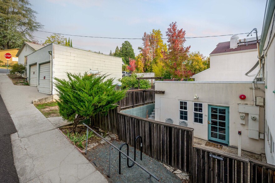 More Photos Of 246 S Church St, Grass Valley Specialty For Lease