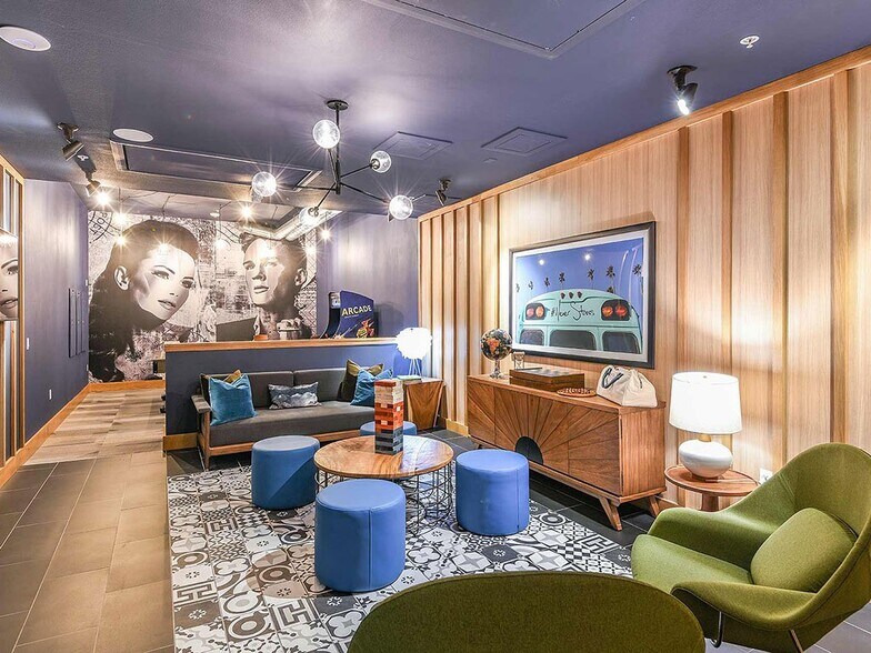 More Photos Of 1110 F St, San Diego Apartments For Lease