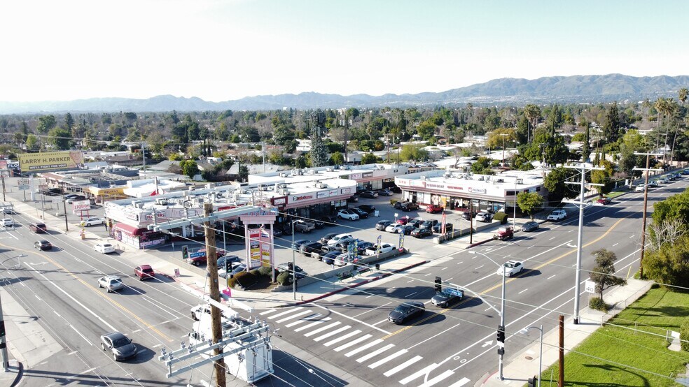 More Photos Of 17703-17715 Saticoy St, Reseda Unknown For Lease