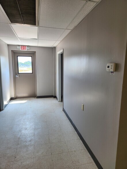 More Photos Of 3225 Highway 31 S, Decatur Industrial For Lease