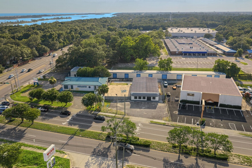 More Photos Of 90 Mary Esther Blvd, Mary Esther Freestanding For Lease