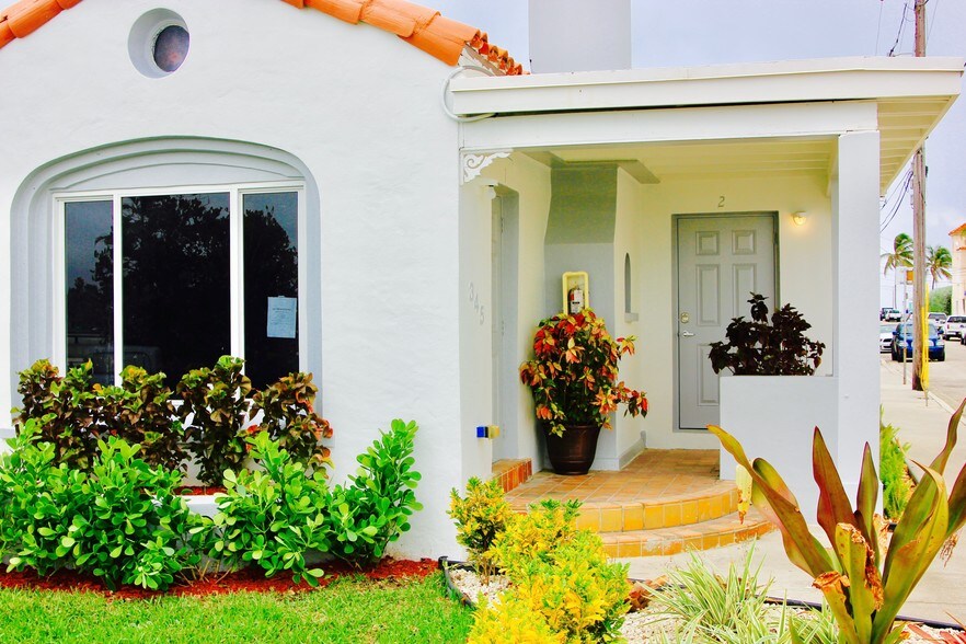 Primary Photo Of 345 Monroe St, Hollywood Apartments For Sale