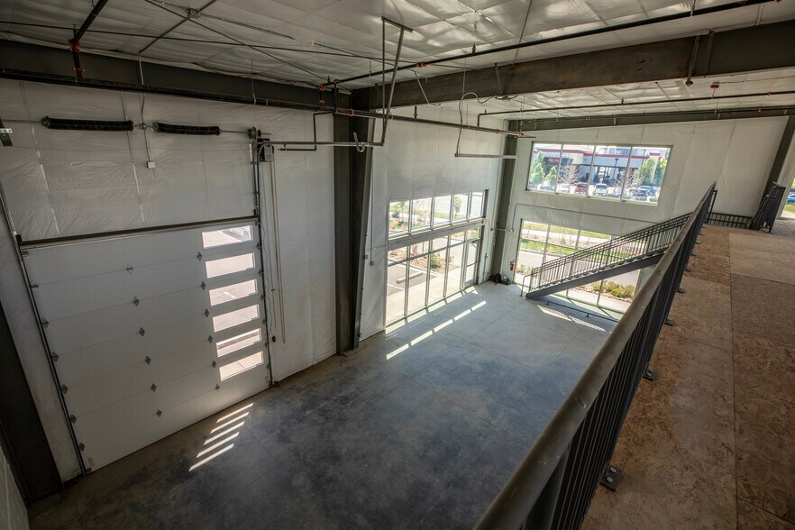 More Photos Of 13853 E Briarwood Ave, Centennial Light Distribution For Sale