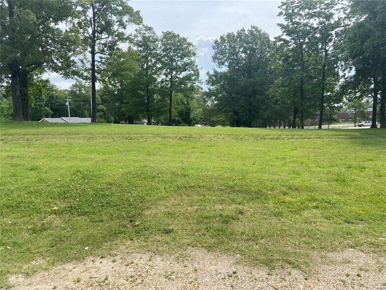 More Photos Of 1224 N Westwood Blvd, Poplar Bluff Land For Sale