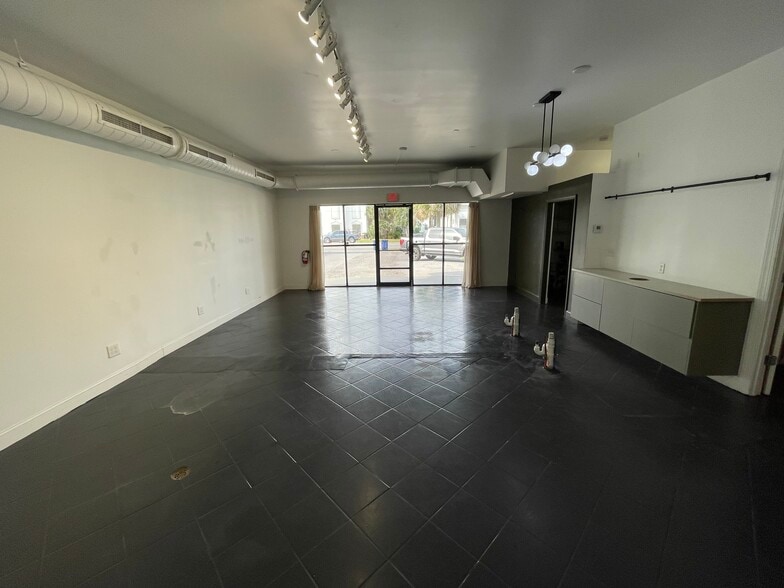 More Photos Of 936 Savannah Hwy, Charleston Freestanding For Sale