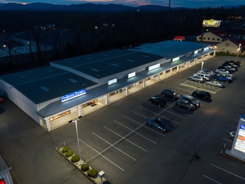 More Photos Of 17860 Forest Rd, Forest General Retail For Lease