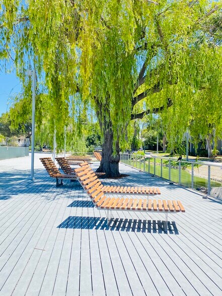 More Photos Of 1291-1295 Oakmead Pky, Sunnyvale Unknown For Lease