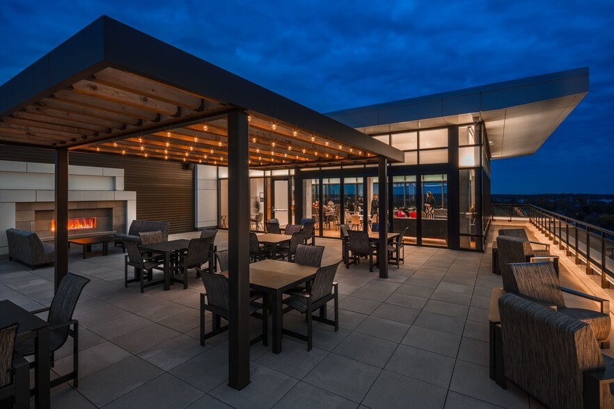 More Photos Of 1004-1028 E Washington Ave, Madison Apartments For Lease