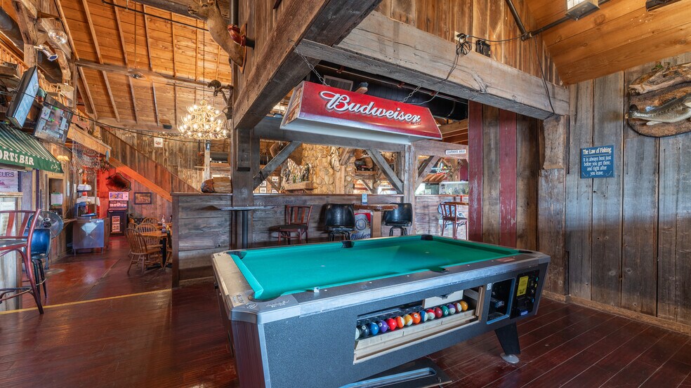 More Photos Of 1815 Bagnell Dam Blvd, Lake Ozark Restaurant For Sale