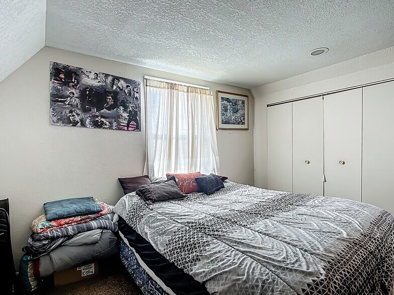 More Photos Of , Frostproof Multifamily For Sale