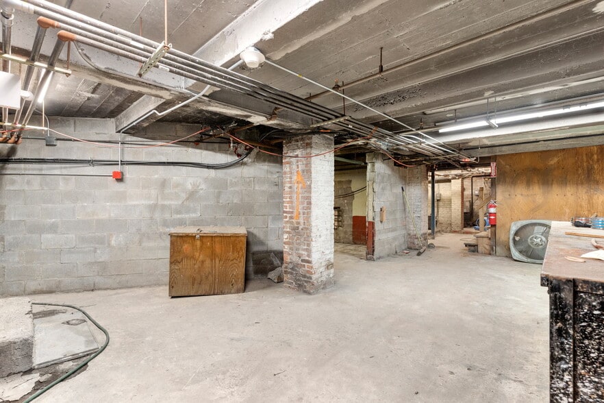 More Photos Of 454-464 Hanover St, Boston Apartments For Sale