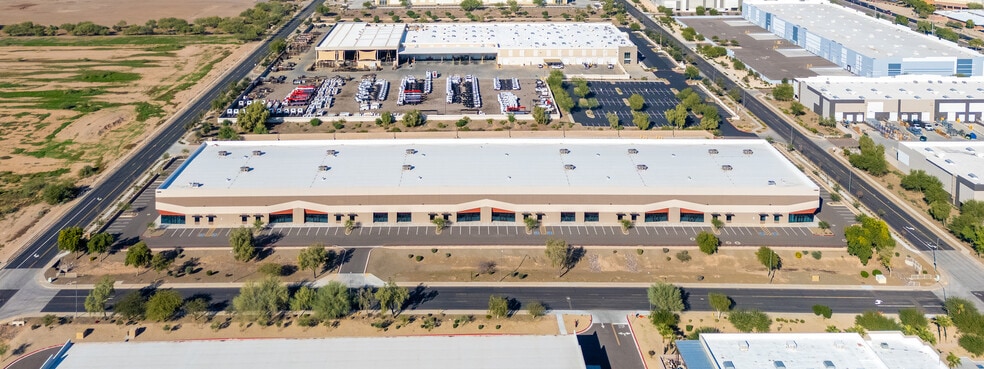More Photos Of 13280 W Rioglass Solar Rd, Surprise Warehouse For Lease