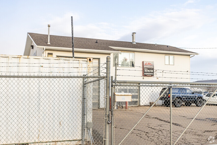 More Photos Of 13 Boulder Blvd, Stony Plain Service For Lease