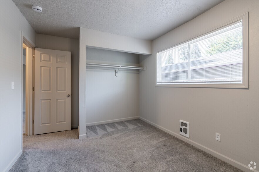 More Photos Of 760 Plymouth Dr NE, Keizer Apartments For Sale