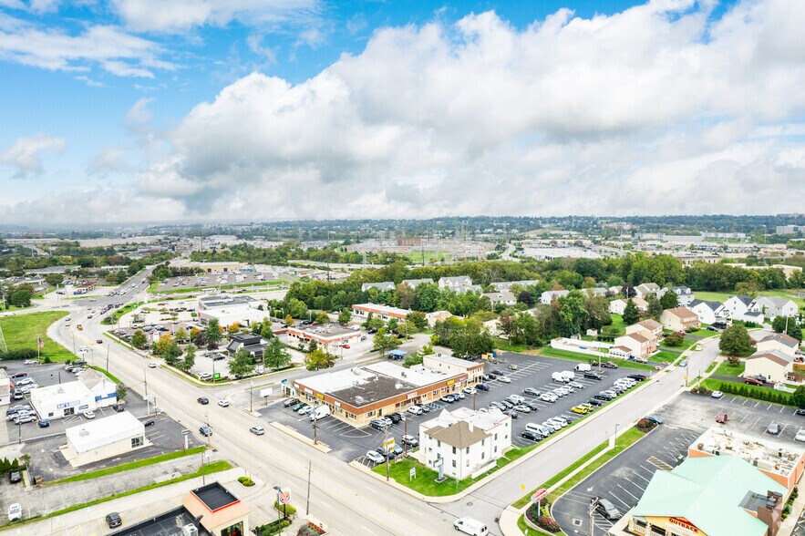 Primary Photo Of 404-406 W Ridge Pike, Conshohocken Storefront Retail Office For Lease