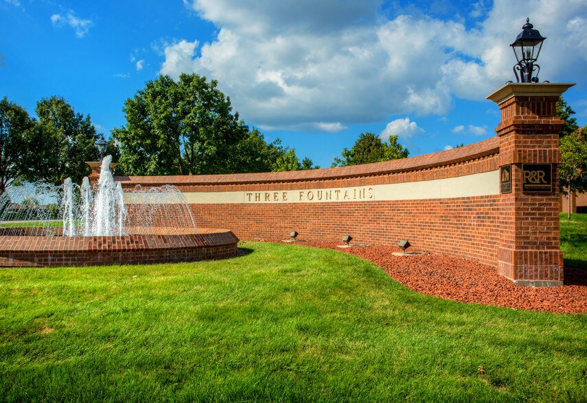 More Photos Of 4200 University Ave, West Des Moines Office For Lease