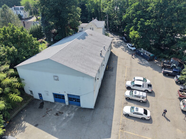 More Photos Of 23 Malcolm St, Morristown Industrial For Sale