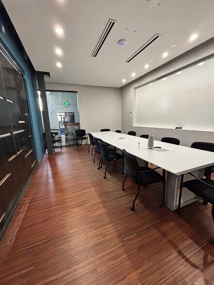 More Photos Of 1014 Morton St, Baltimore Office For Lease