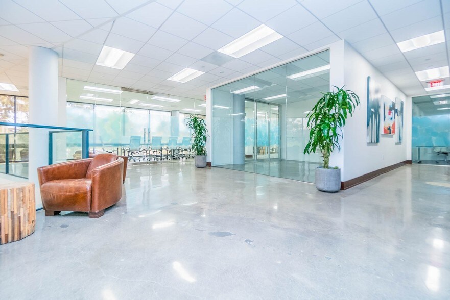 More Photos Of 4343 Von Karman Ave, Newport Beach Coworking Space