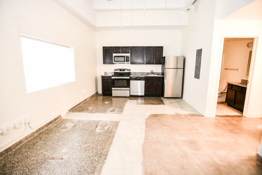 More Photos Of 615 Ferry St, Lafayette Apartments For Sale