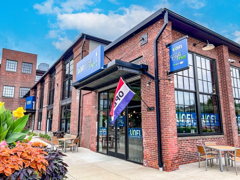 More Photos Of 313-317 Iron Horse Way, Providence Medical For Lease