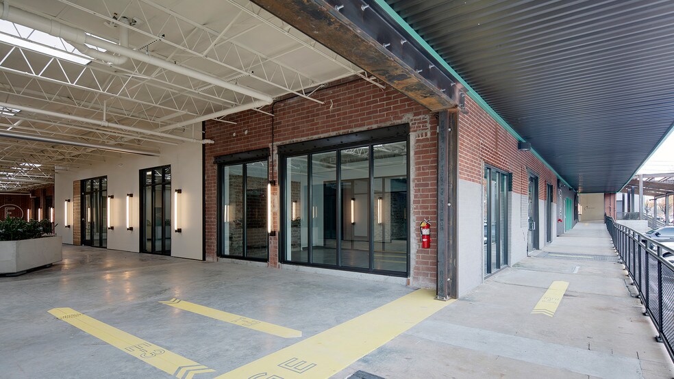 More Photos Of 1175 Chattahoochee Ave NW, Atlanta Office For Lease