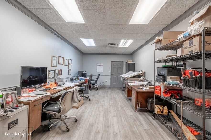 More Photos Of 4260 Industrial Center Ln NW, Acworth Manufacturing For Lease