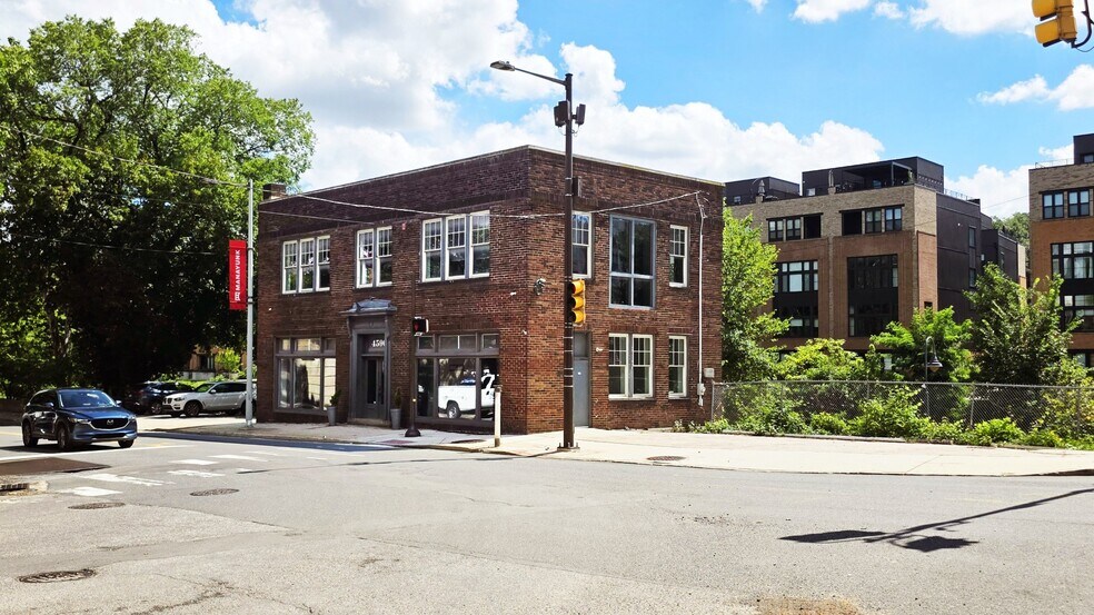 Primary Photo Of 4590 Main St, Manayunk Office For Lease