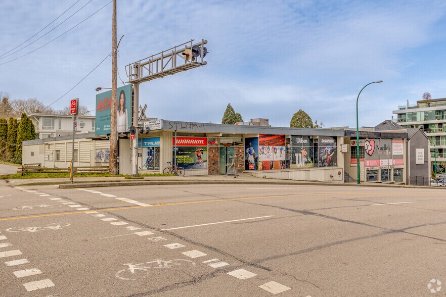 More Photos Of 1830-1851 W 5th Ave, Vancouver Flex For Lease