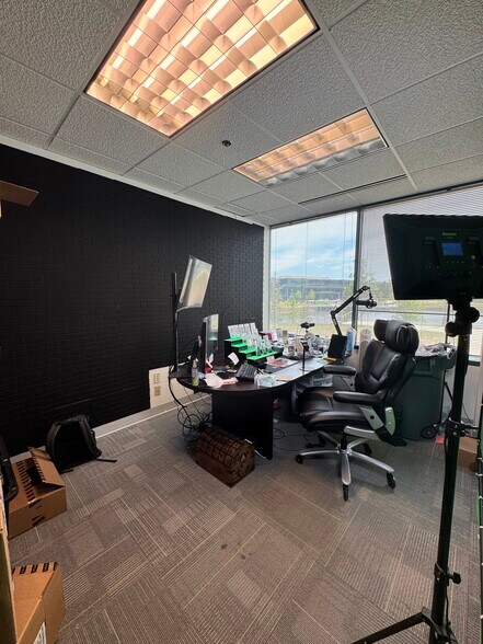 More Photos Of 6455 E Johns Xing, Johns Creek Office For Lease