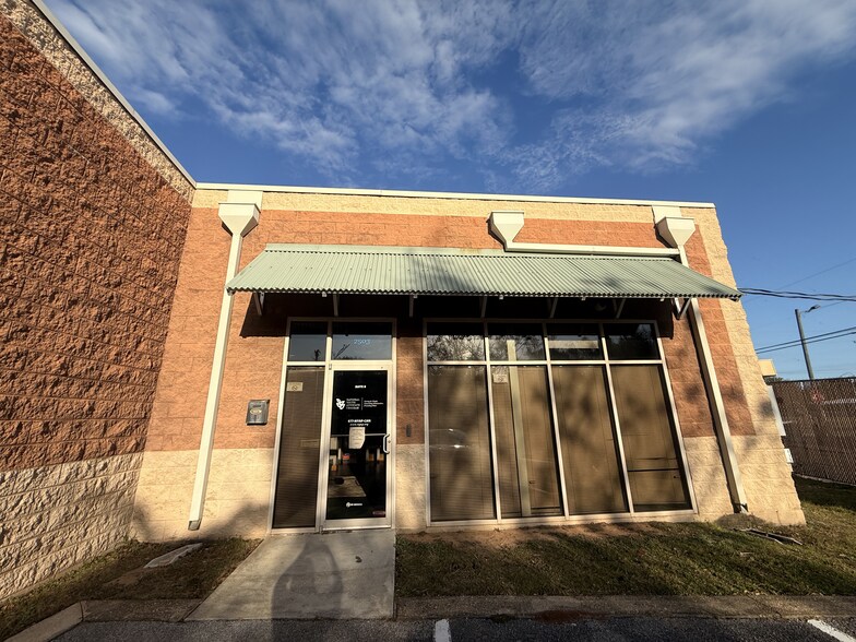 Primary Photo Of 2525 N Palafox St, Pensacola Medical For Lease