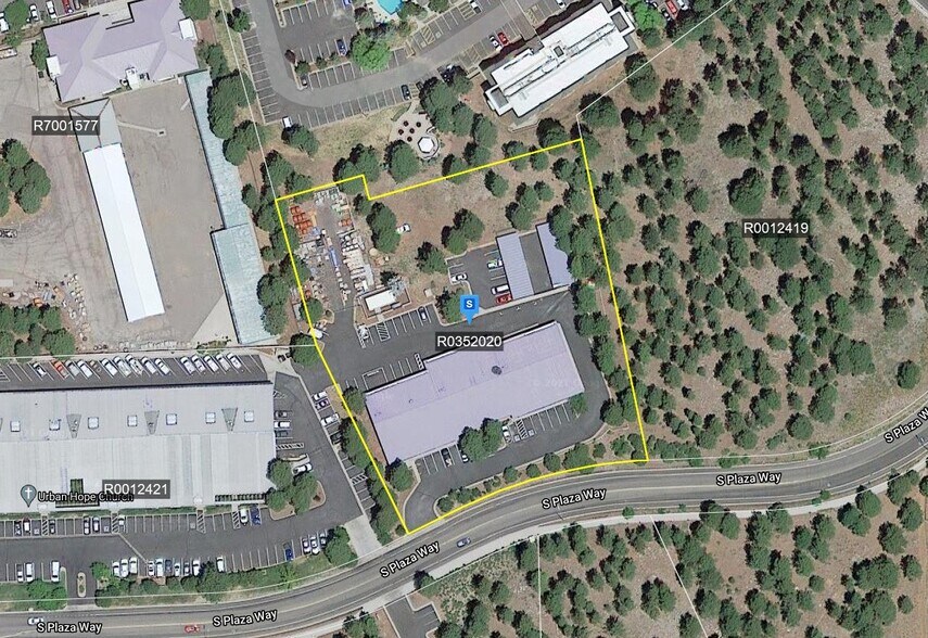 More Photos Of 1585 S Plaza Way, Flagstaff Light Distribution For Lease