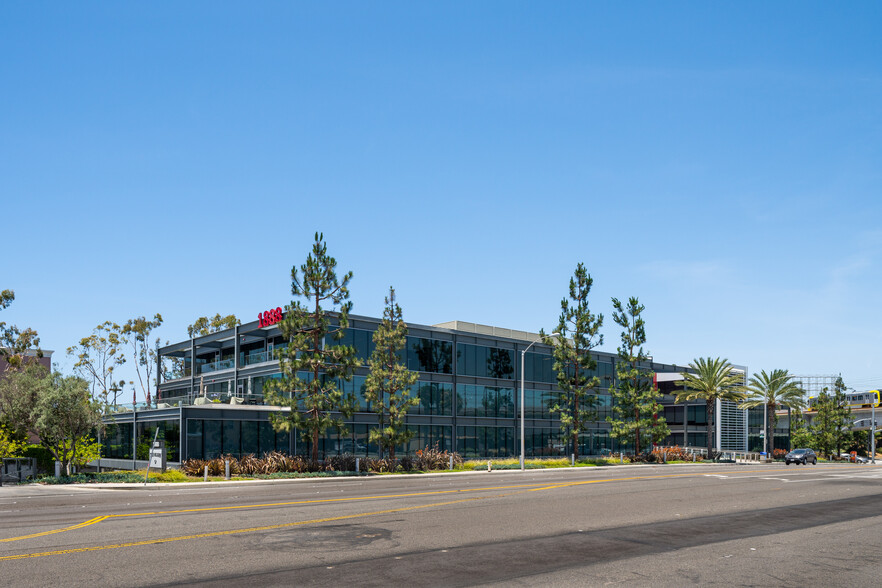 Primary Photo Of 1888 Rosecrans Ave, Manhattan Beach Office For Lease